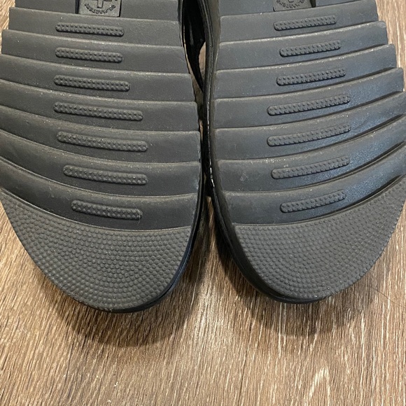 Dr. Martens Black Sandals with Yellow Stitching - Picture 4 of 11